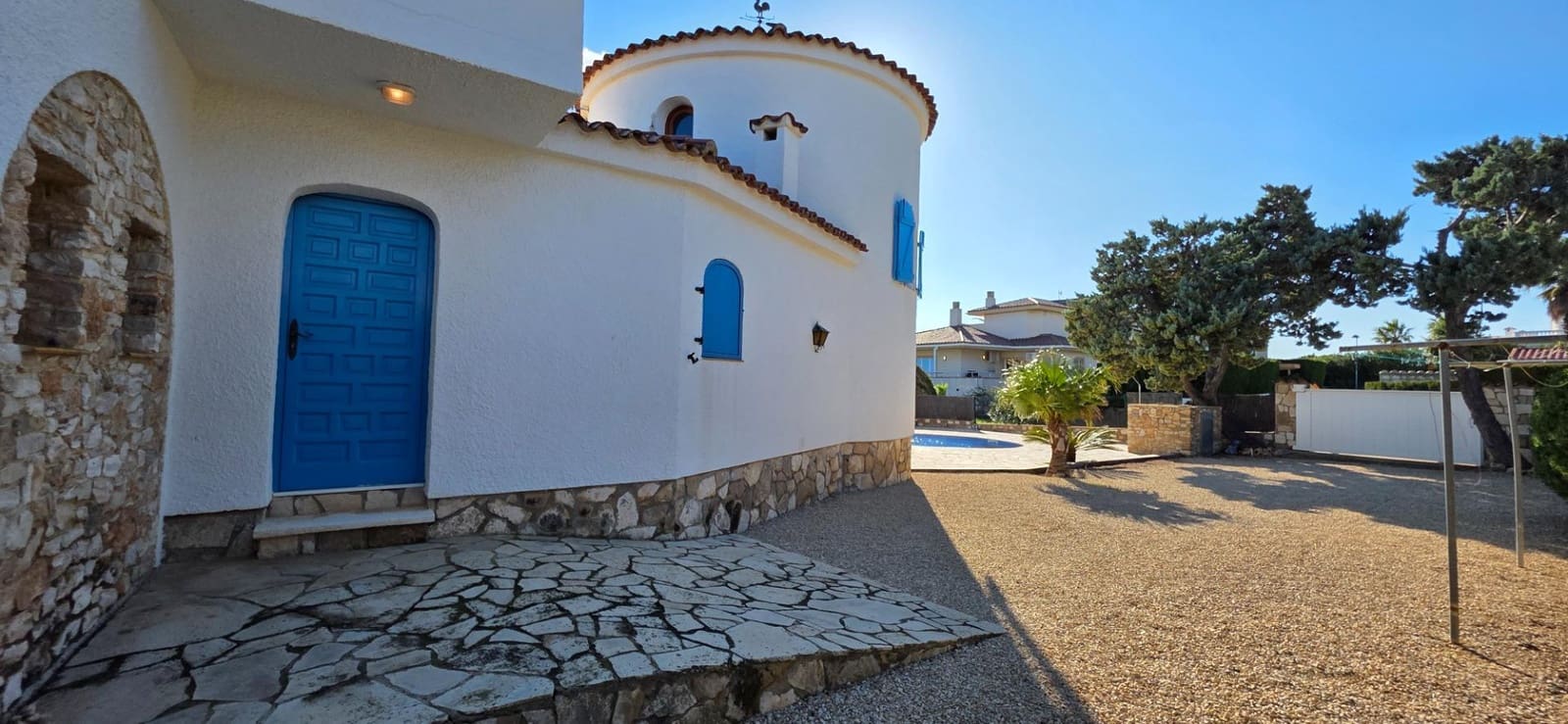 3 soveværelse Villa til salg i Calafat med swimmingpool - € 800.000 (Ref: 9485282)