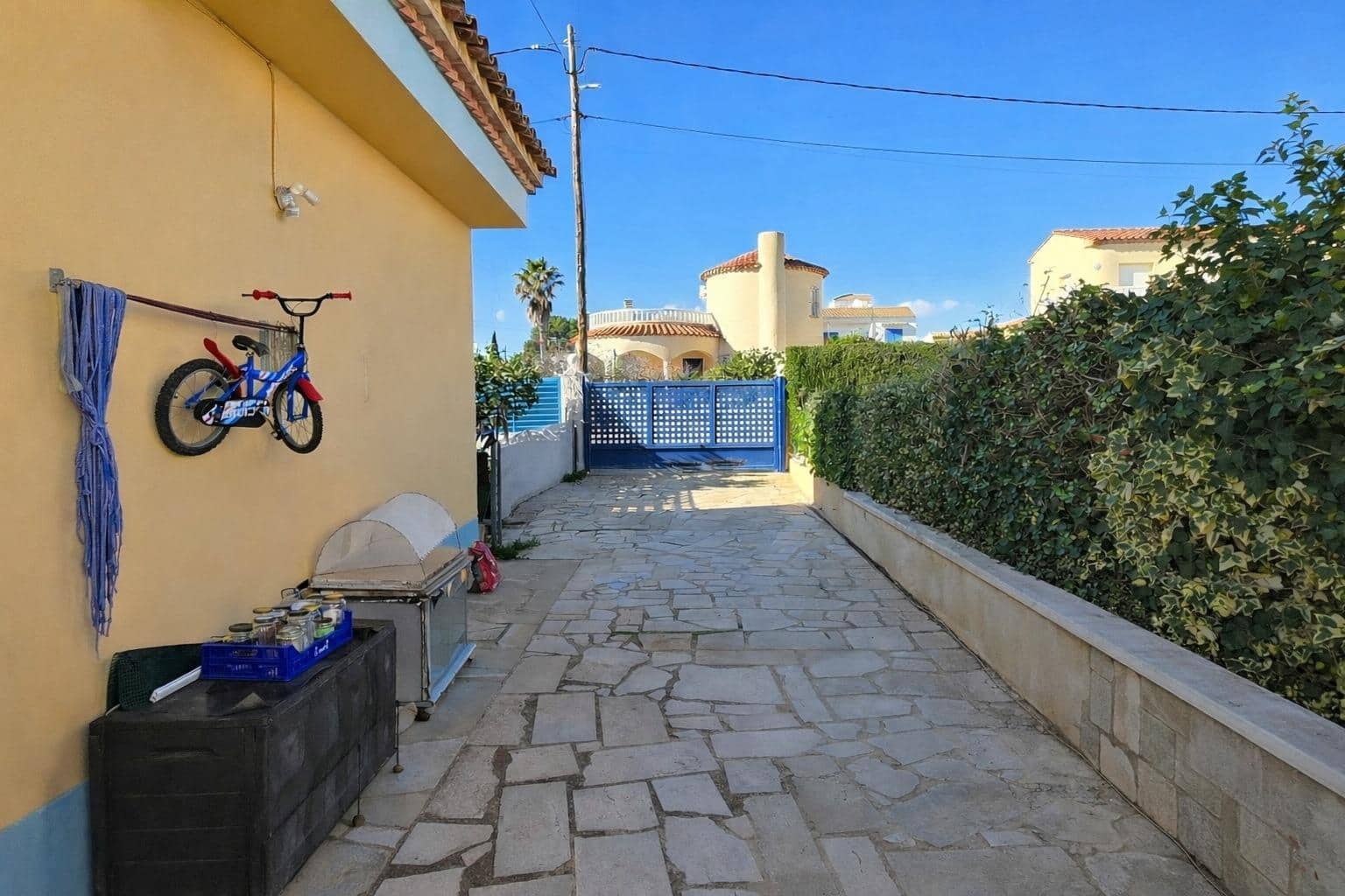 3 bedroom Villa for sale in L'Ametlla de Mar - € 299,000 (Ref: 9520842)