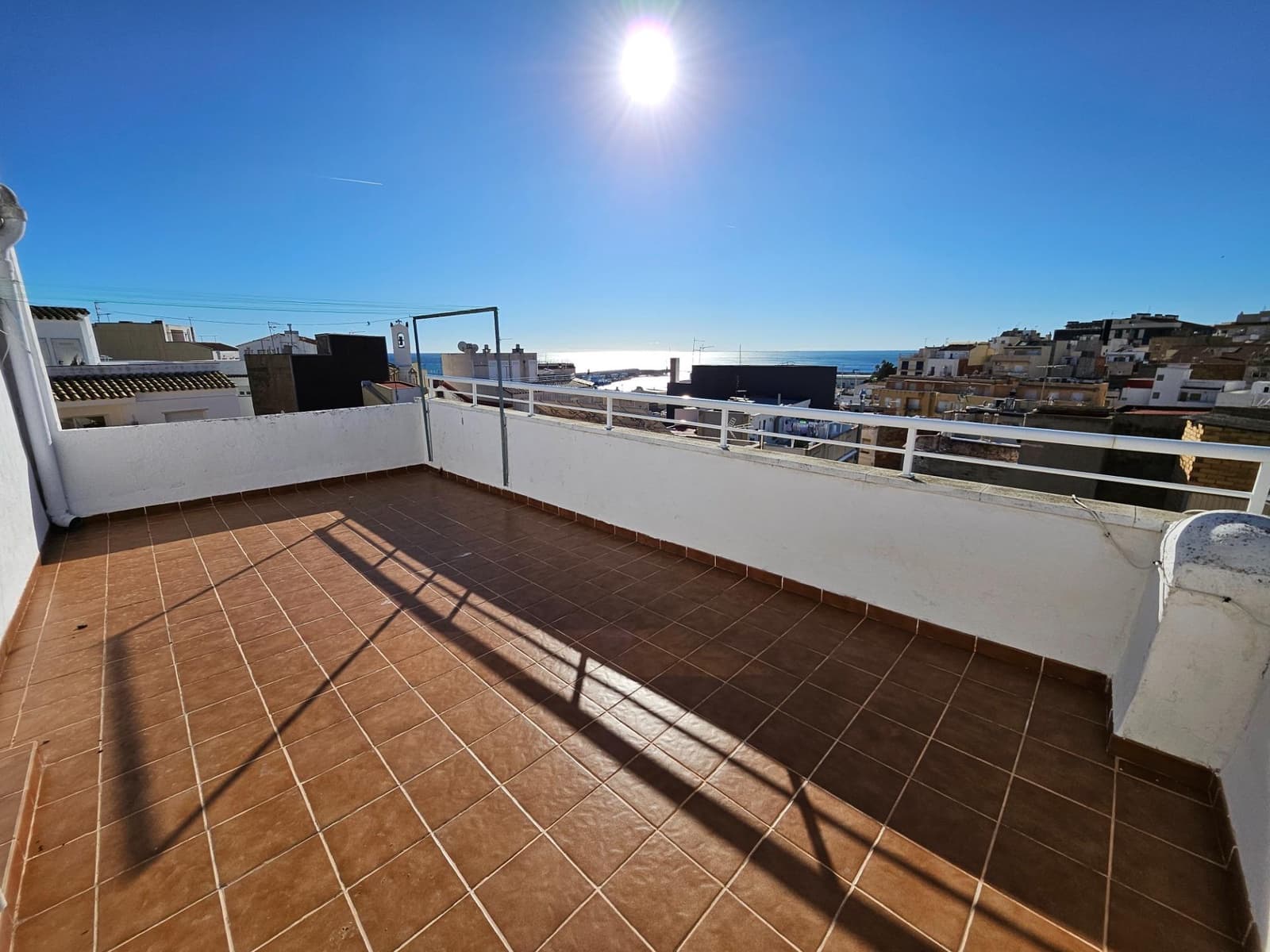 Piso de 5 habitaciones en L'Ametlla de Mar en venta con garaje - 300.000 € (Ref: 9568620)