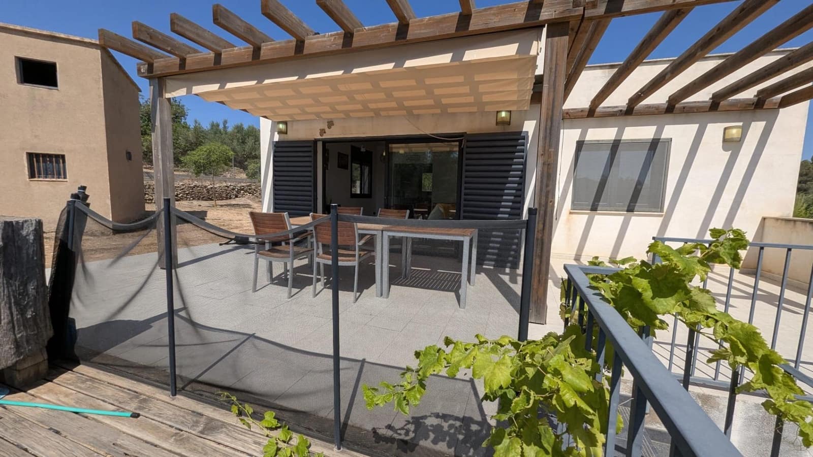 2 soverom Finca/Herregård til salgs i El Perello med svømmebasseng - € 275 000 (Ref: 9627474)