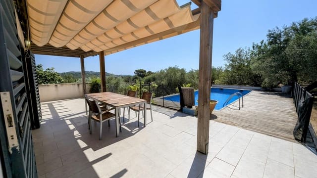 2 soverom Finca/Herregård til salgs i El Perelló med svømmebasseng - € 275 000 (Ref: 9627474)