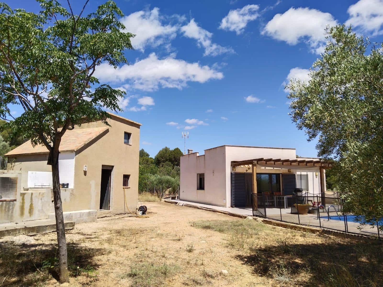 2 soverom Finca/Herregård til salgs i El Perello med svømmebasseng - € 275 000 (Ref: 9627474)