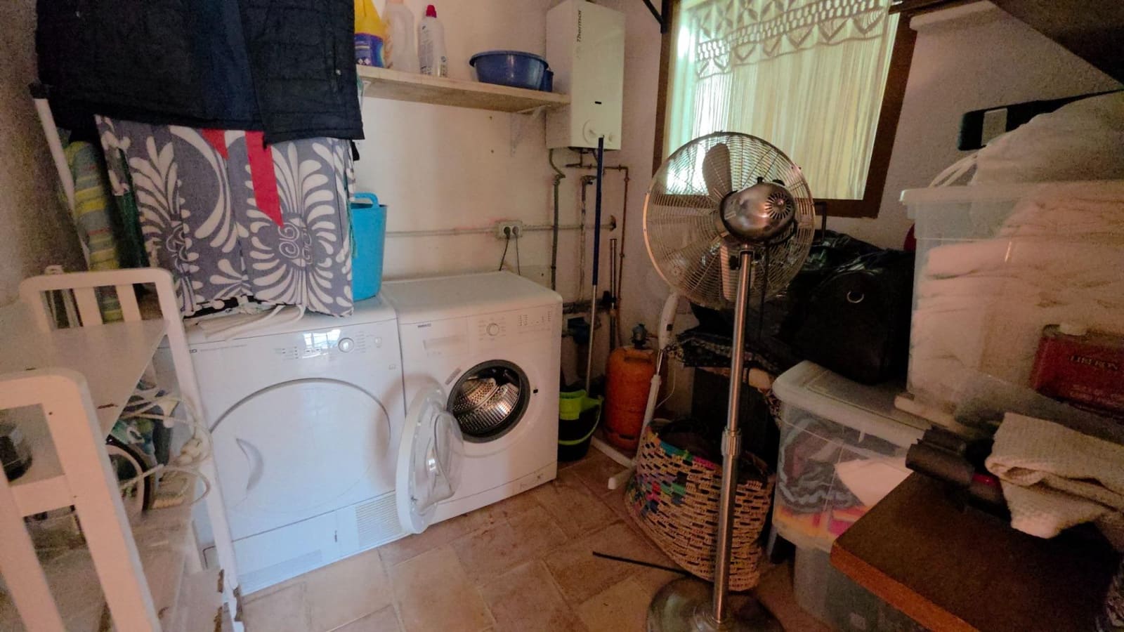 3 bedroom Finca/Country House for sale in Tivissa - € 369,000 (Ref: 9690584)