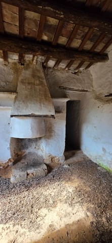 Finca/Country House for sale in L'Ampolla - € 240,000 (Ref: 9714914)