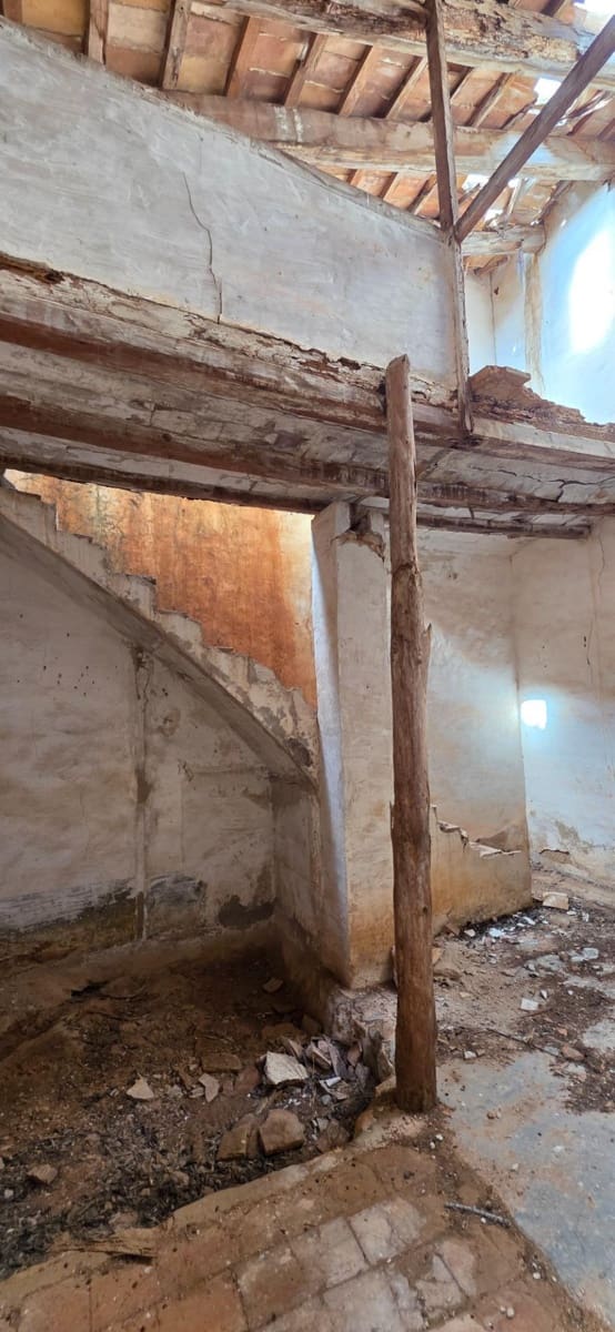 Finca/Country House for sale in L'Ampolla - € 240,000 (Ref: 9714914)