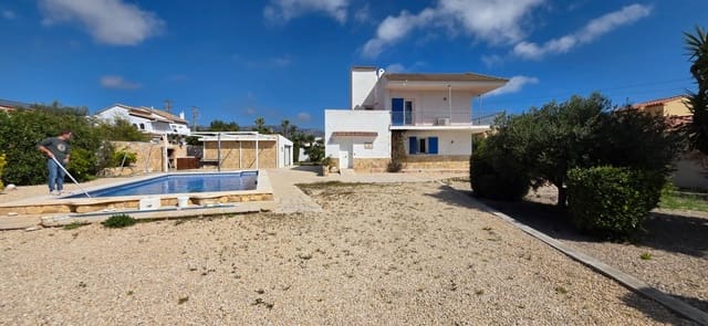 4 Zimmer Villa zu verkaufen in L'Ametlla de Mar mit Pool Garage - 340.000 € (Ref: 9714917)