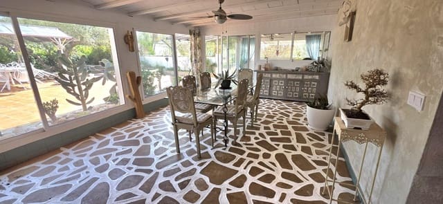 10 soveværelse Finca/Landehus til salg i L'Ampolla med swimmingpool garage - € 390.000 (Ref: 9726625)