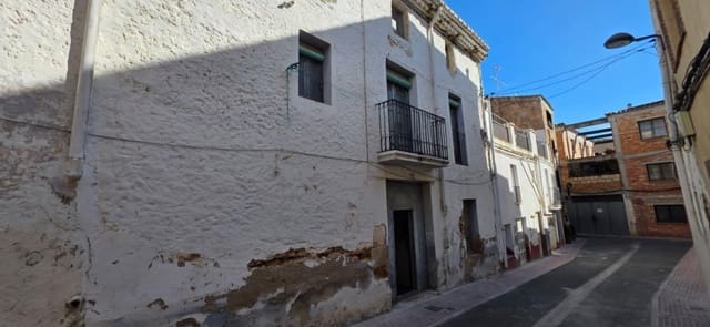 Hus till salu i El Perelló - 150 000 € (Ref: 9788384)