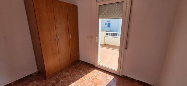 3 bedroom Villa for sale in Calafat, L'Ametlla de Mar with garage - € 249,000 (Ref: 9794586)