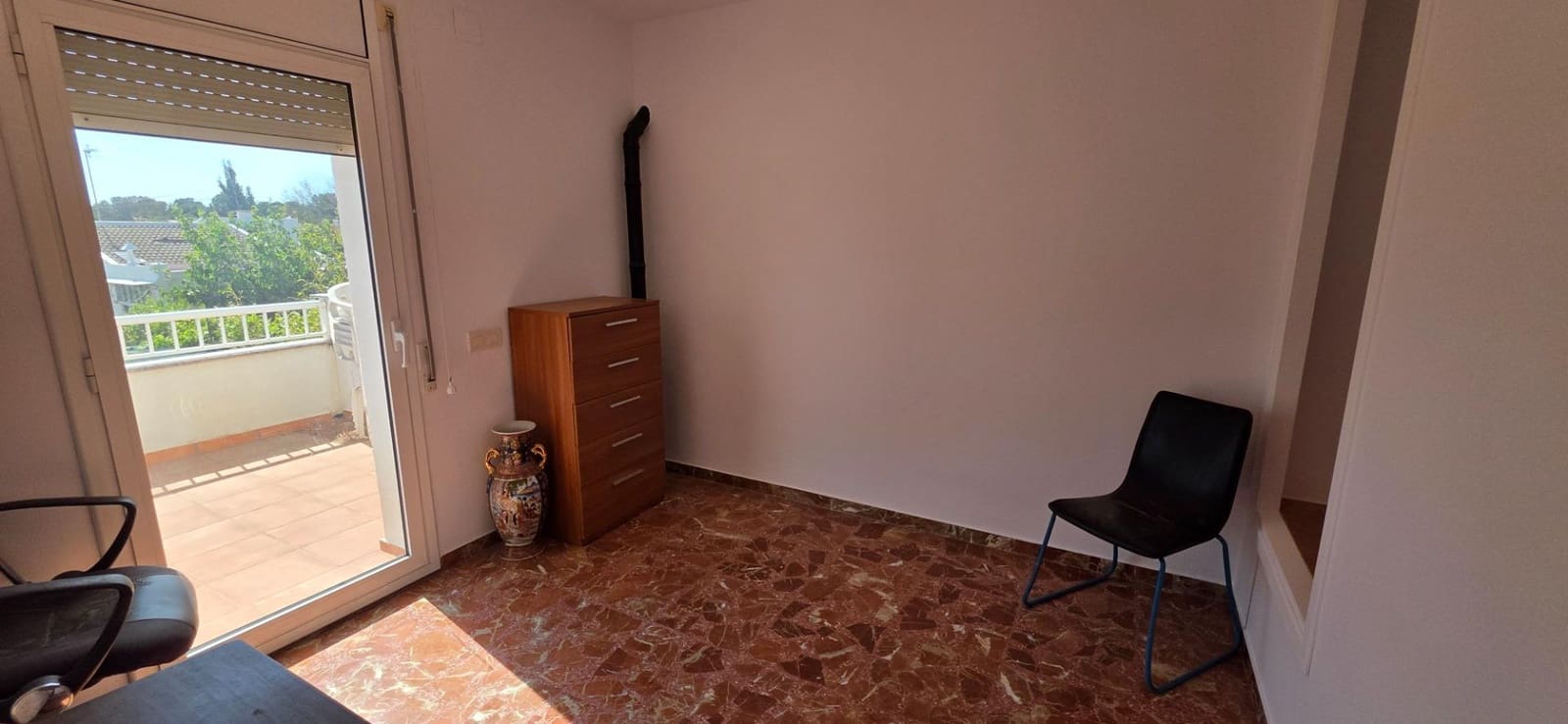 3 soverom Villa til salgs i Calafat med garasje - € 277 000 (Ref: 9794586)