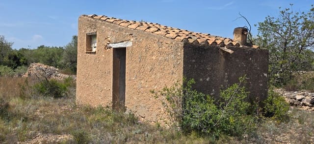 Finca/Landhuis te koop in L'Ametlla de Mar - € 29.000 (Ref: 9799238)