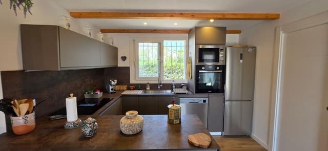 3 Zimmer Villa zu verkaufen in L'Ametlla de Mar mit Pool Garage - 550.000 € (Ref: 9807944)