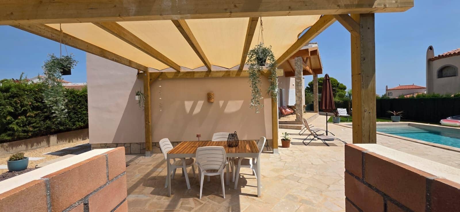 3 Zimmer Villa zu verkaufen in L'Ametlla de Mar mit Pool Garage - 550.000 € (Ref: 9807944)