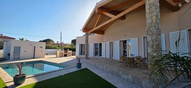 3 Zimmer Villa zu verkaufen in L'Ametlla de Mar mit Pool Garage - 550.000 € (Ref: 9807944)