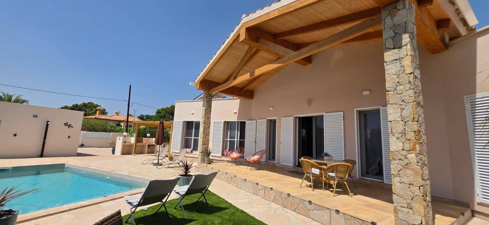 3 Zimmer Villa zu verkaufen in L'Ametlla de Mar mit Pool Garage - 550.000 € (Ref: 9807944)