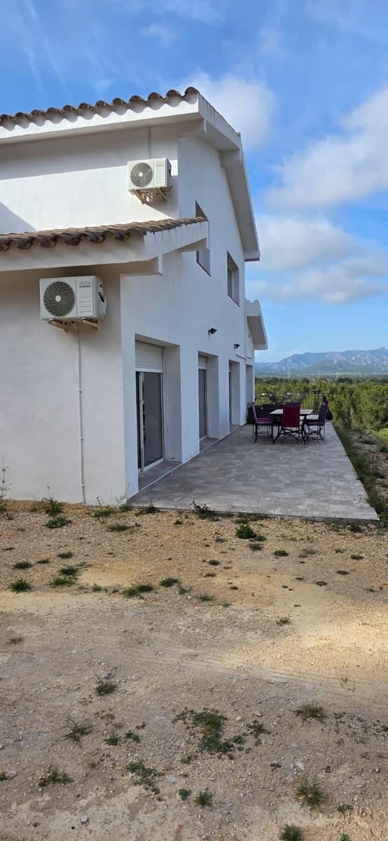 Finca/Country House for sale in El Perello - € 99,000 (Ref: 9818191)
