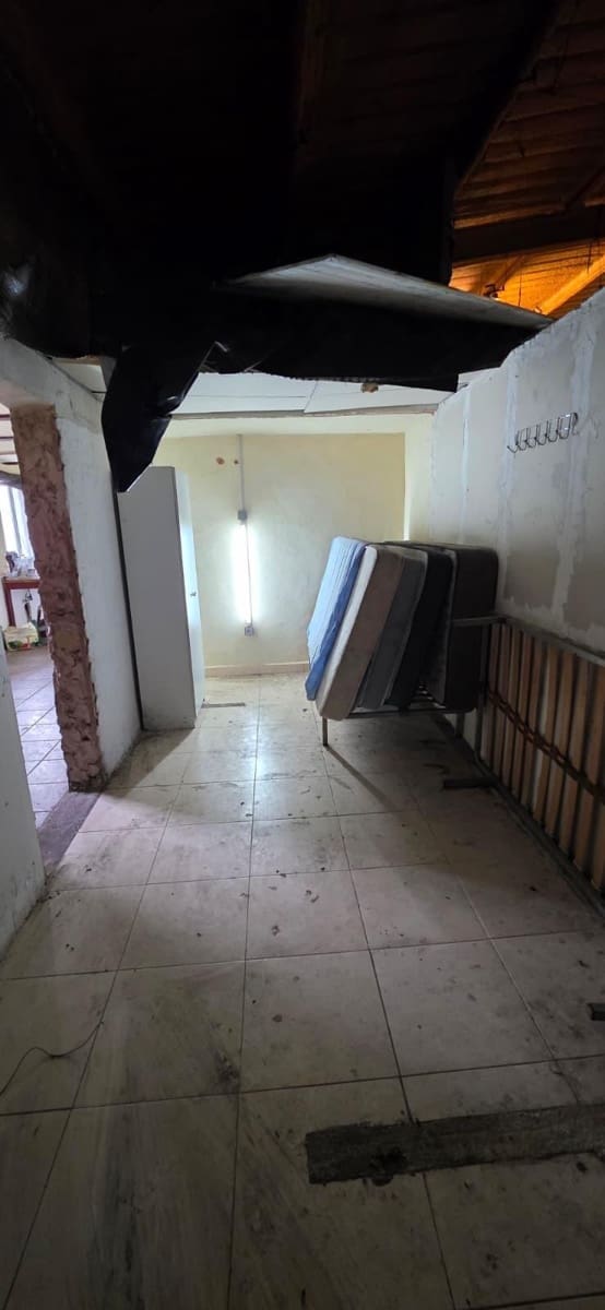 Finca/Country House for sale in El Perello - € 99,000 (Ref: 9818191)