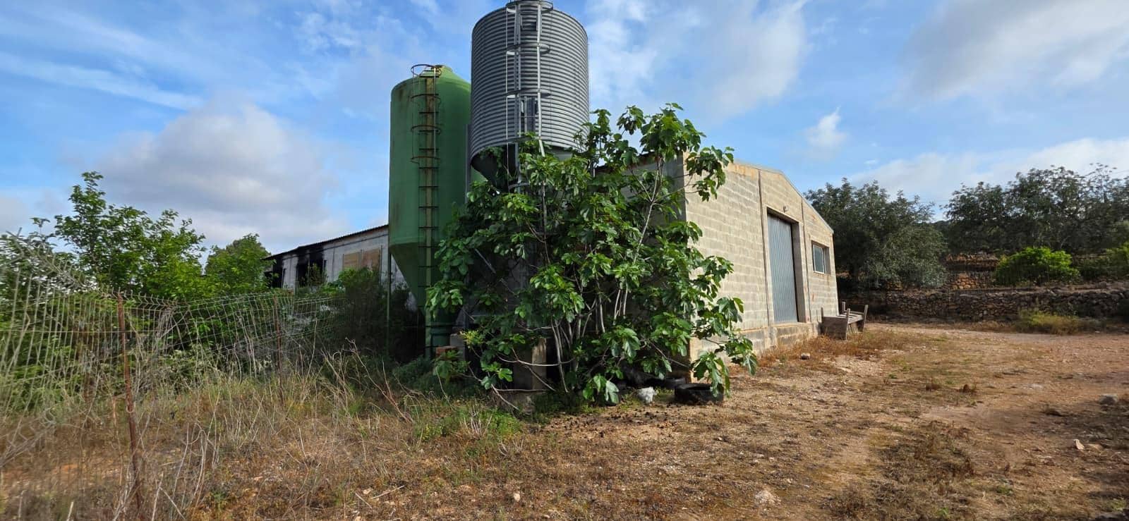 Finca/Country House for sale in El Perello - € 99,000 (Ref: 9818191)