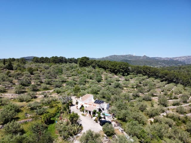 2 slaapkamer Finca/Landhuis te koop in El Perelló met zwembad - € 295.000 (Ref: 9833634)