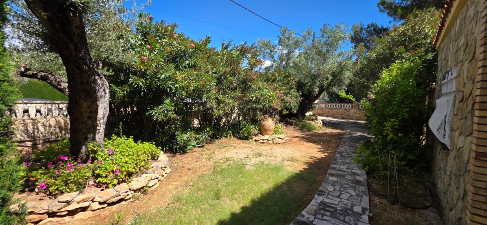 Chalet de 3 habitaciones en L'Ametlla de Mar en venta con piscina garaje - 260.000 € (Ref: 9836220)