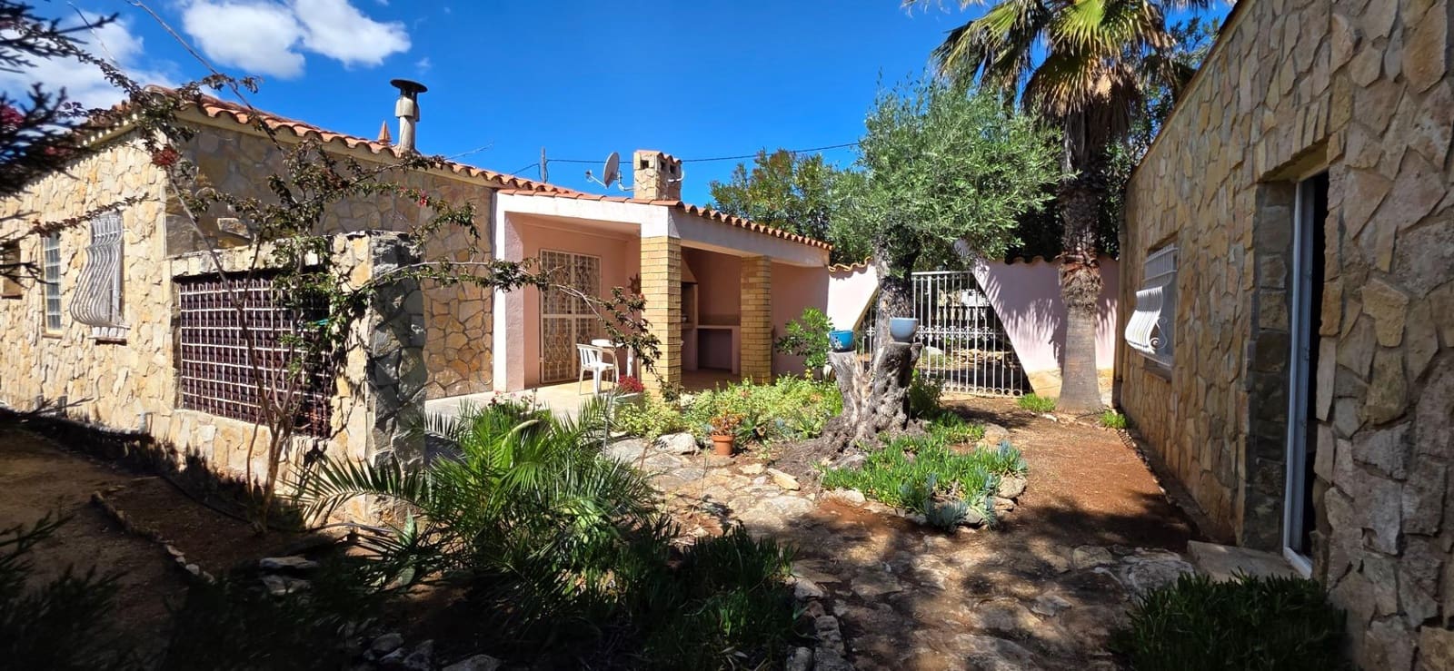 Chalet de 3 habitaciones en L'Ametlla de Mar en venta con piscina garaje - 260.000 € (Ref: 9836220)
