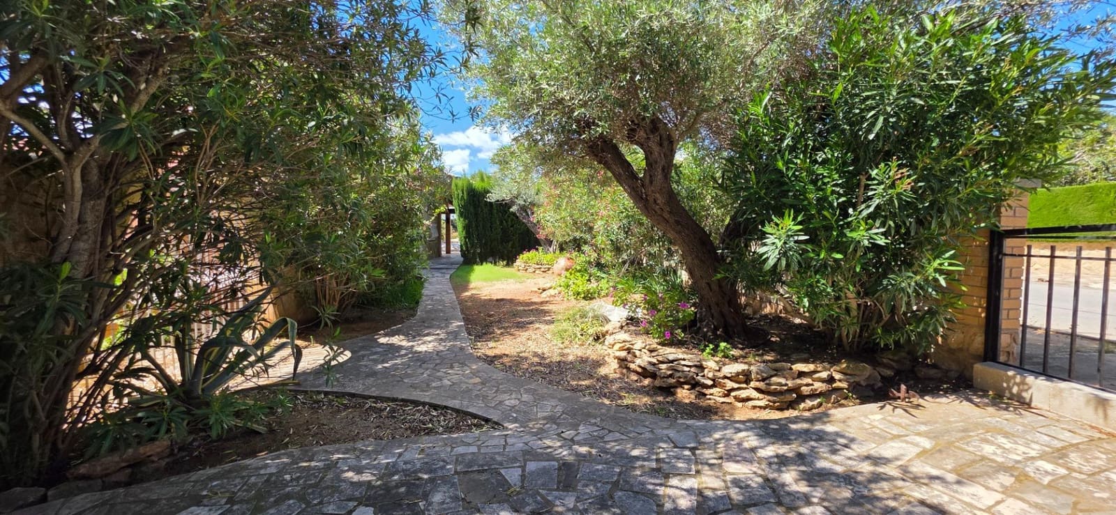 Chalet de 3 habitaciones en L'Ametlla de Mar en venta con piscina garaje - 260.000 € (Ref: 9836220)