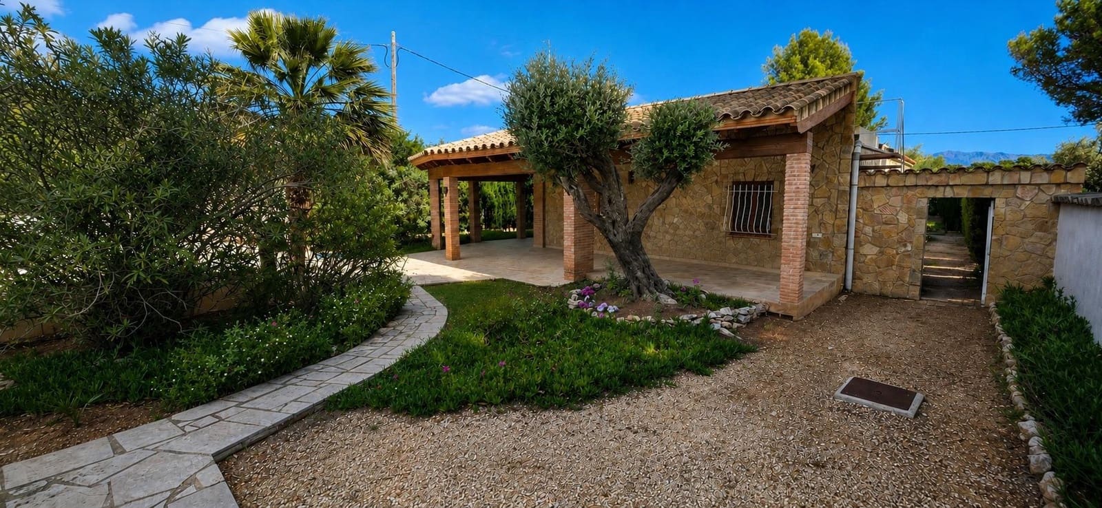 Chalet de 3 habitaciones en L'Ametlla de Mar en venta con piscina garaje - 260.000 € (Ref: 9836220)