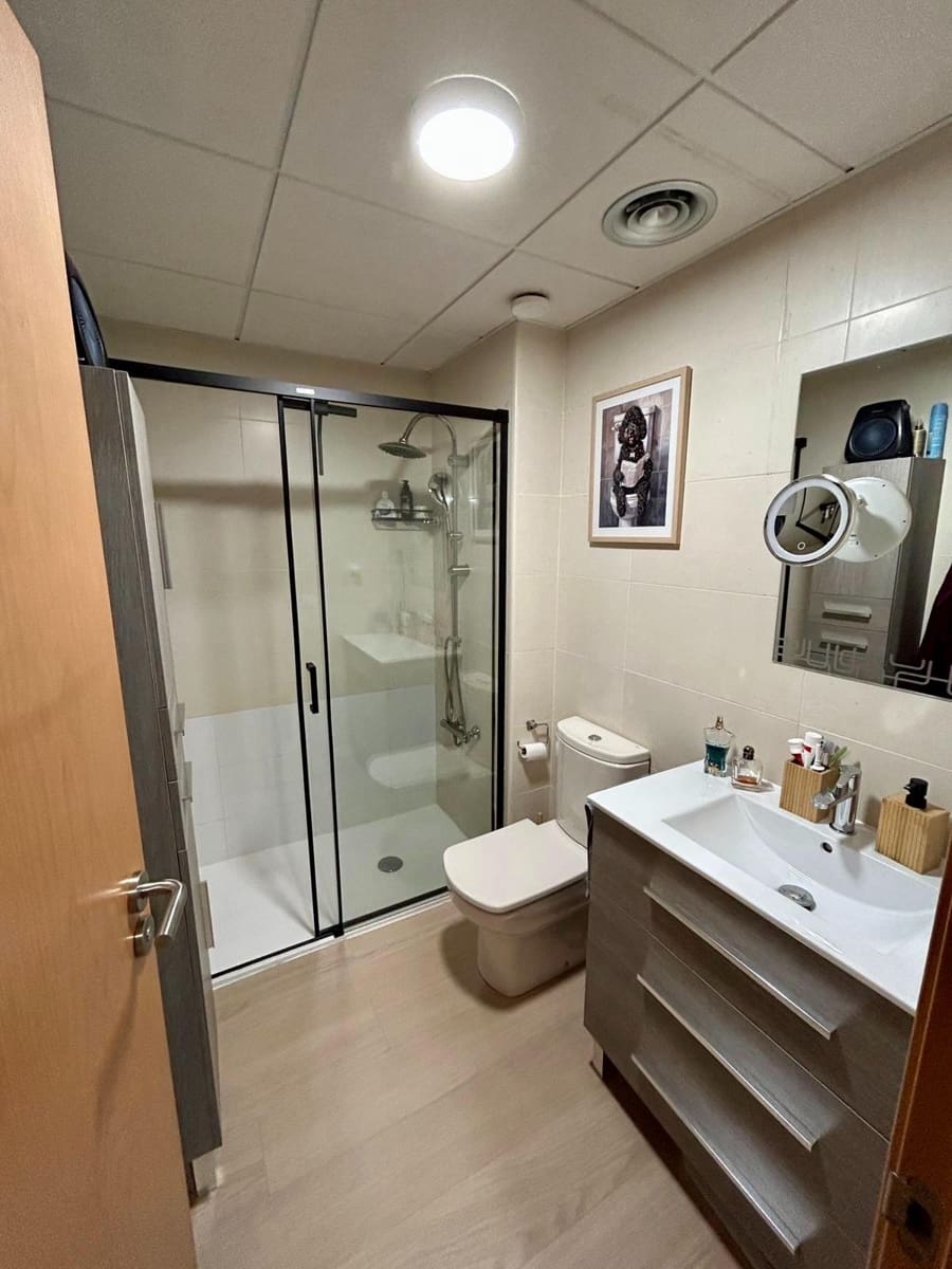 2 bedroom Apartment for sale in Vandellos i l'Hospitalet de l'Infant - € 169,500 (Ref: 9839247)