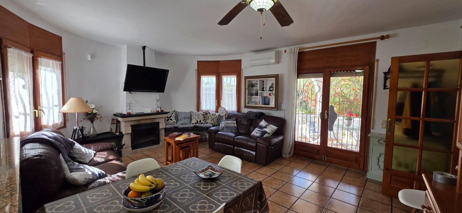 3 bedroom Villa for sale in L'Ametlla de Mar with pool garage - € 330,000 (Ref: 9839249)