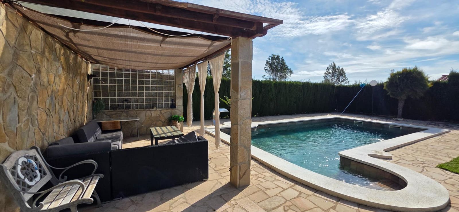 3 bedroom Villa for sale in L'Ametlla de Mar with pool garage - € 330,000 (Ref: 9839249)