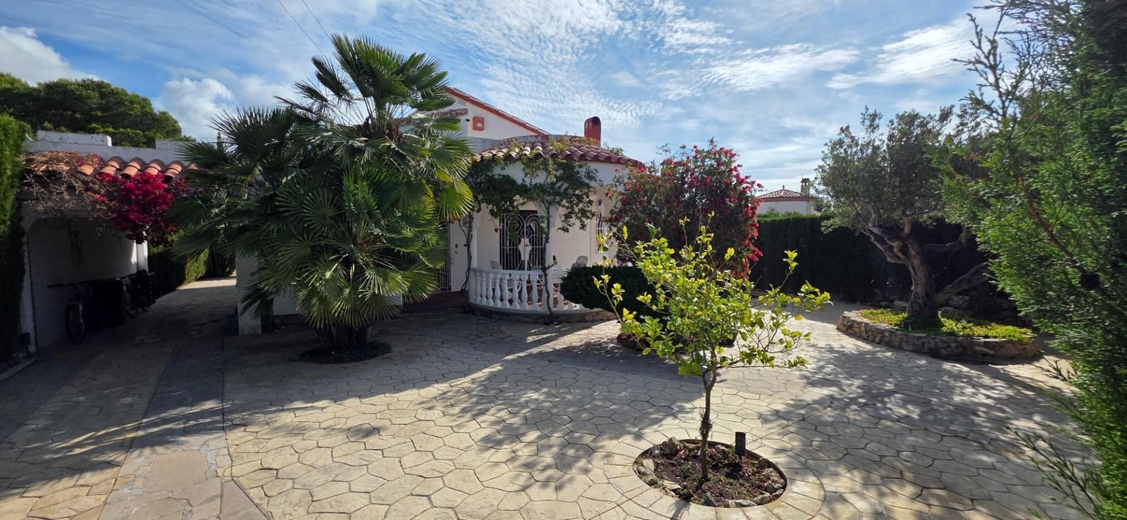 3 bedroom Villa for sale in L'Ametlla de Mar with pool garage - € 330,000 (Ref: 9839249)