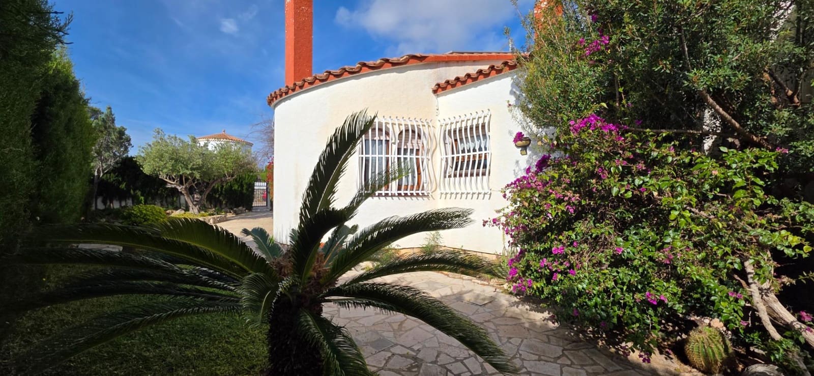 3 bedroom Villa for sale in L'Ametlla de Mar with pool garage - € 330,000 (Ref: 9839249)