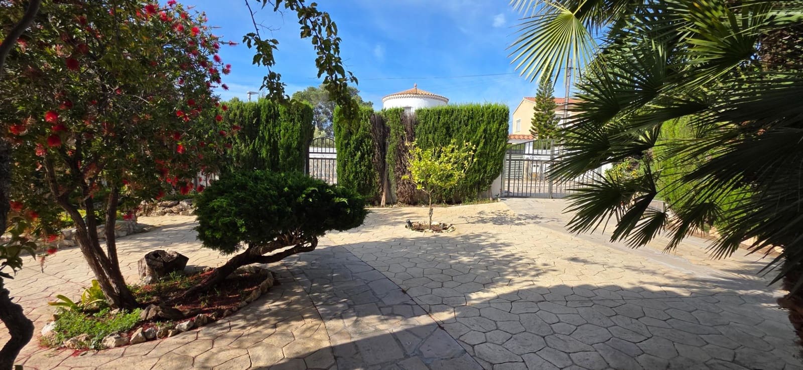 3 bedroom Villa for sale in L'Ametlla de Mar with pool garage - € 330,000 (Ref: 9839249)