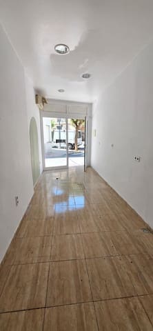 Terraced Villa for sale in El Perelló - € 125,000 (Ref: 9843376)