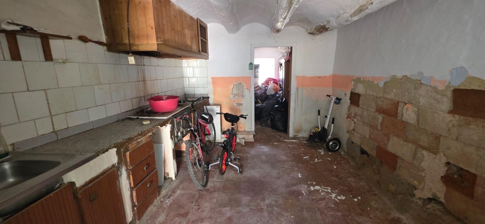 Townhouse for sale in El Perello - € 39,000 (Ref: 9846213)