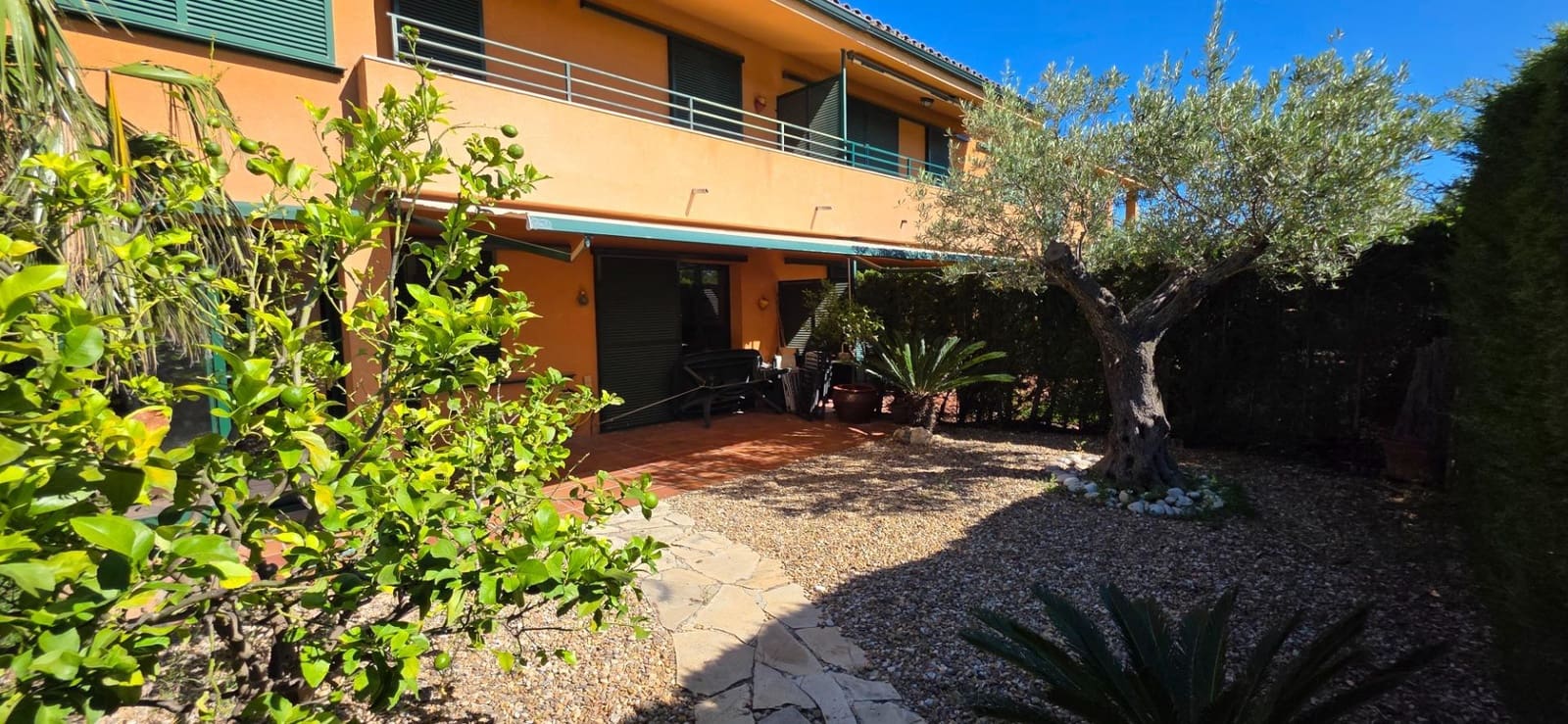 3 makuuhuone Ranta-asunto myytävänä paikassa L'Ametlla de Mar mukana uima-altaan - 260 000 € (Ref: 9866995)