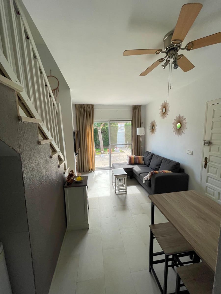 3 slaapkamer Villa te koop in L'Ametlla de Mar met zwembad garage - € 298.000 (Ref: 9876406)