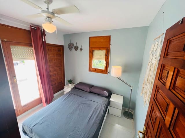 3 slaapkamer Villa te koop in L'Ametlla de Mar met zwembad garage - € 298.000 (Ref: 9876406)