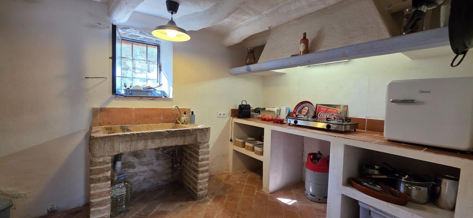4 bedroom Finca/Country House for sale in Tivissa - € 395,000 (Ref: 9878808)