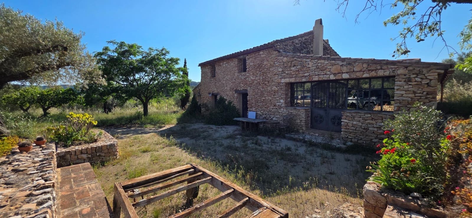 4 bedroom Finca/Country House for sale in Tivissa - € 395,000 (Ref: 9878808)