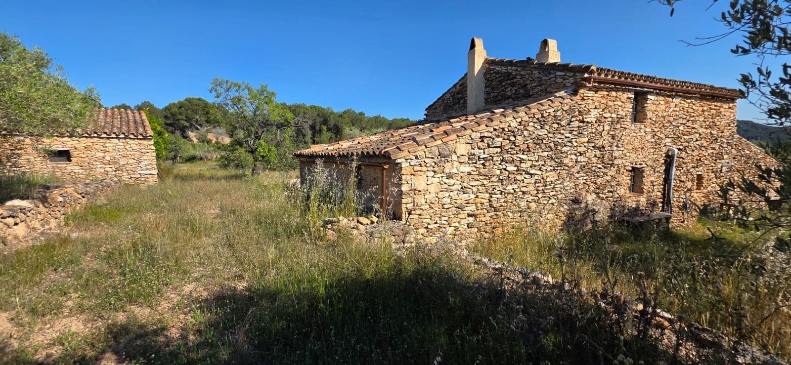 4 bedroom Finca/Country House for sale in Tivissa - € 395,000 (Ref: 9878808)