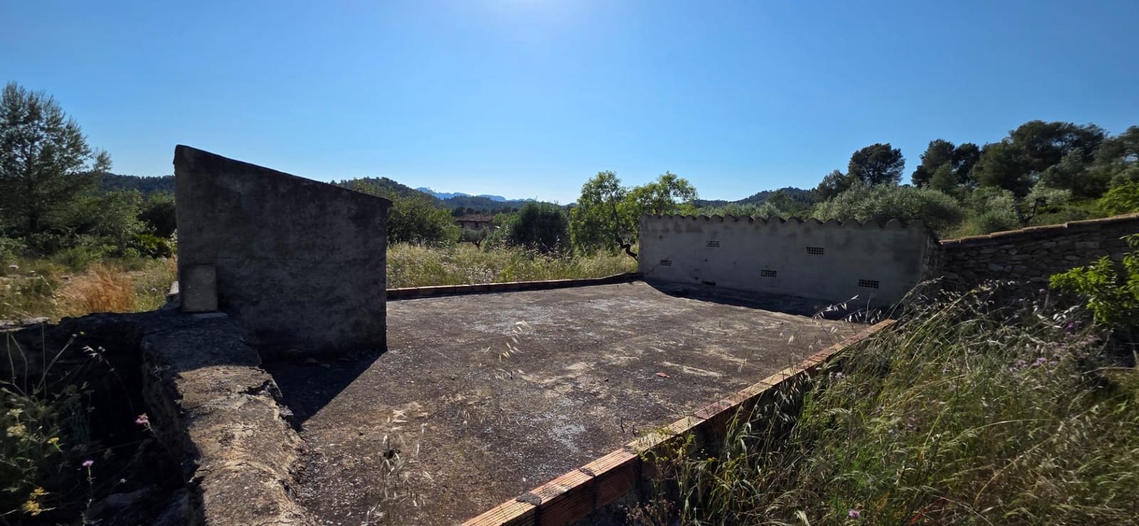 4 bedroom Finca/Country House for sale in Tivissa - € 395,000 (Ref: 9878808)