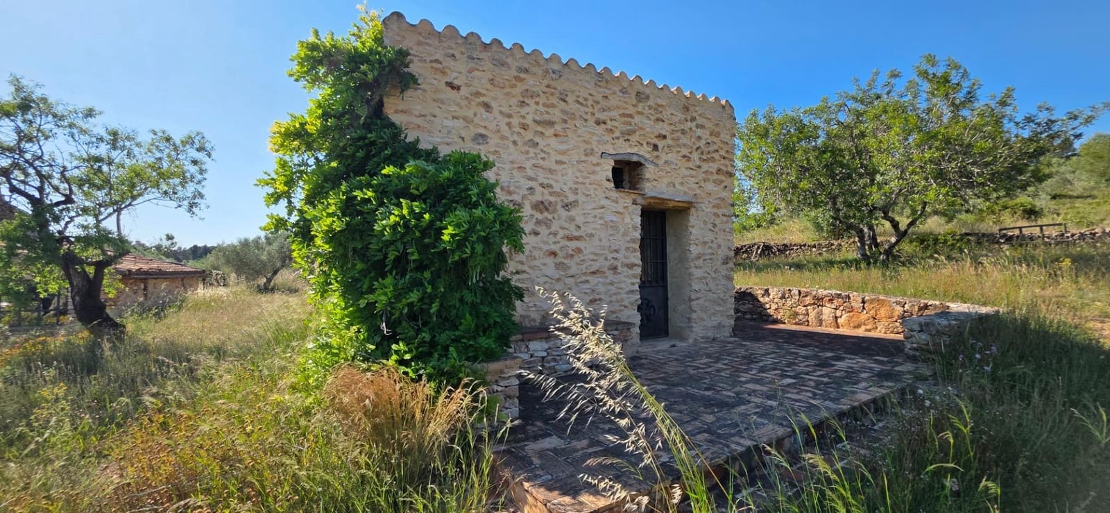 4 bedroom Finca/Country House for sale in Tivissa - € 395,000 (Ref: 9878808)