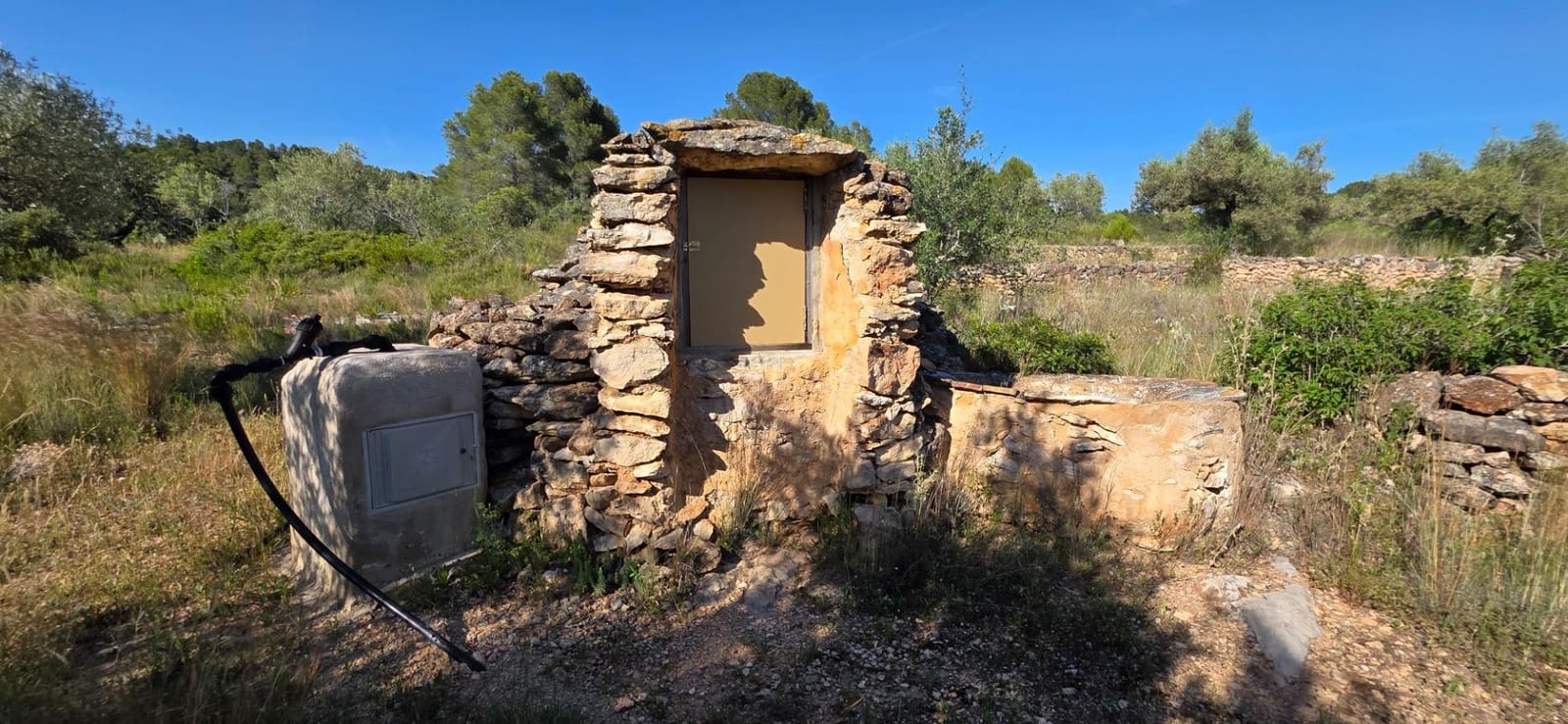 4 bedroom Finca/Country House for sale in Tivissa - € 395,000 (Ref: 9878808)