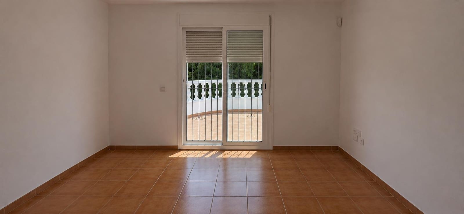 3 chambre Villa/Maison à vendre à L'Ametlla de Mar avec piscine garage - 270 000 € (Ref: 9878809)