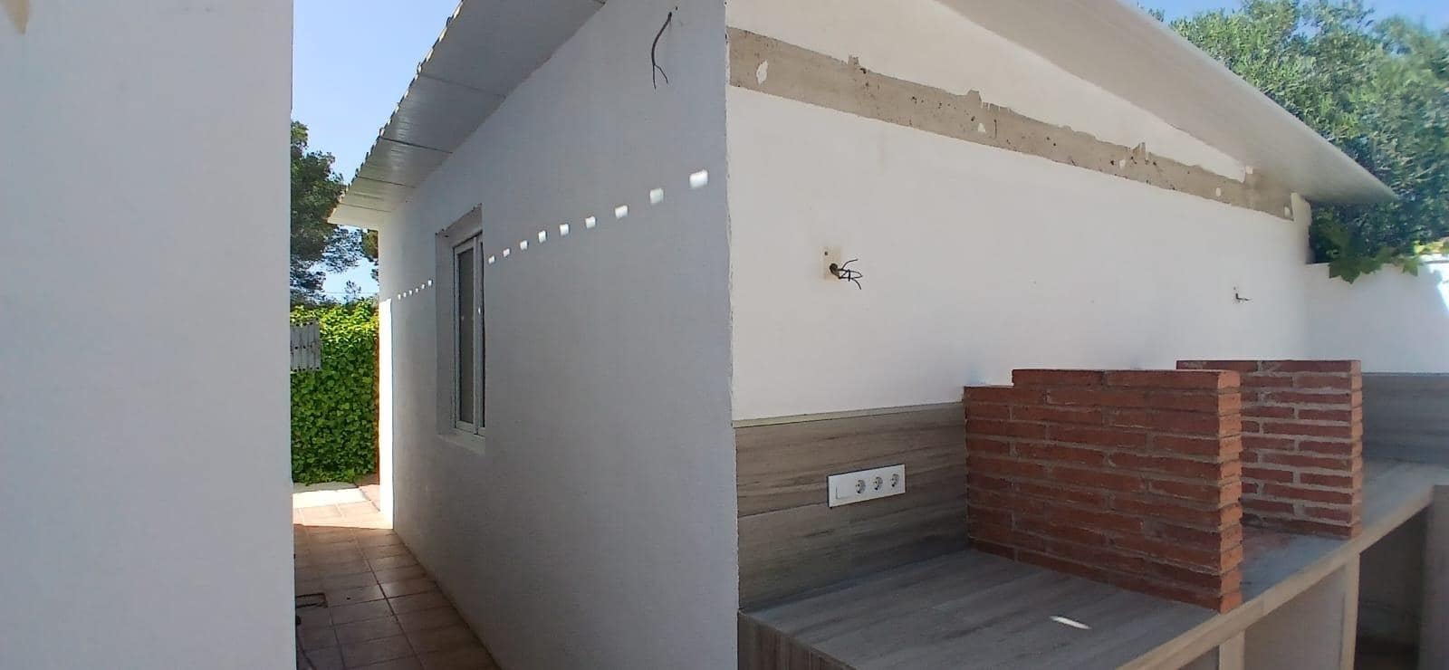 3 bedroom Villa for sale in L'Ametlla de Mar with pool garage - € 270,000 (Ref: 9878809)