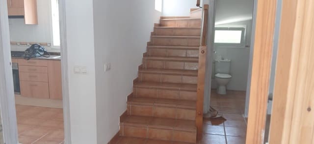 3 slaapkamer Villa te koop in L'Ametlla de Mar met zwembad garage - € 270.000 (Ref: 9878809)