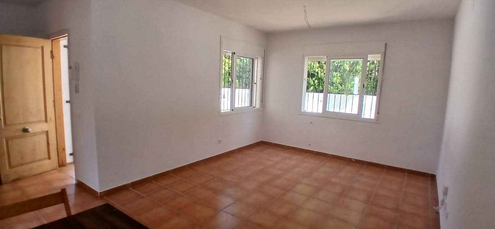 3 bedroom Villa for sale in L'Ametlla de Mar with pool garage - € 270,000 (Ref: 9878809)
