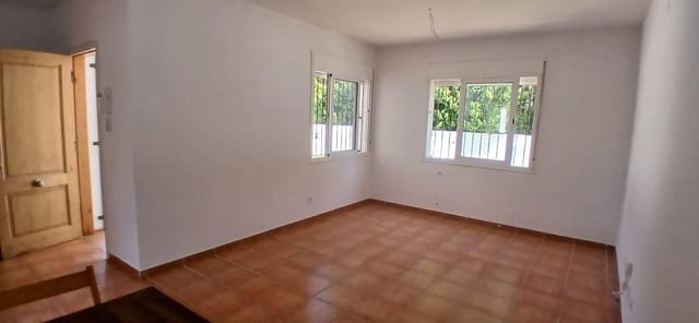 3 slaapkamer Villa te koop in L'Ametlla de Mar met zwembad garage - € 270.000 (Ref: 9878809)