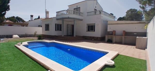 3 slaapkamer Villa te koop in L'Ametlla de Mar met zwembad garage - € 270.000 (Ref: 9878809)